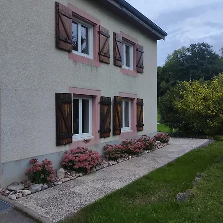 Holiday home De La Rouge Roye Cornelia *